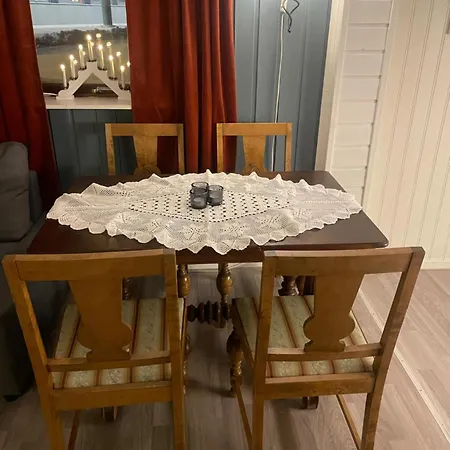 The Blue House 1833-1 | Gratis Parkering|sentralt Apartment Tromso