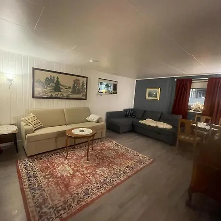 The Blue House 1833-1 | Gratis Parkering|sentralt Apartment Tromso