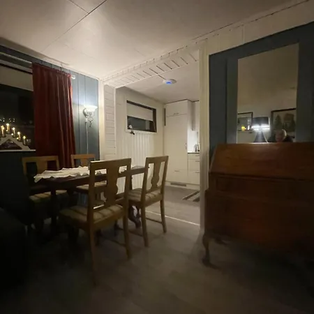 The Blue House 1833-1 | Gratis Parkering|sentralt * Tromso
