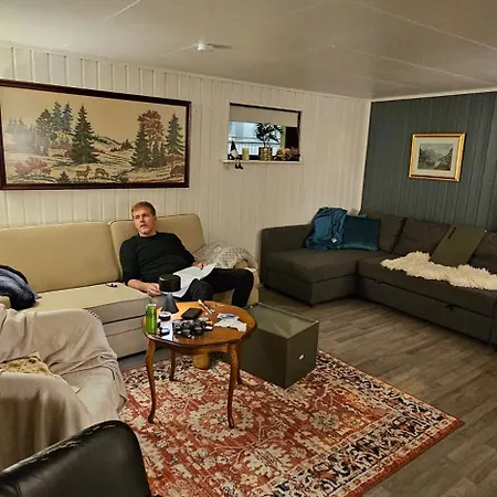 The Blue House 1833-1 | Gratis Parkering|sentralt Apartment Tromso
